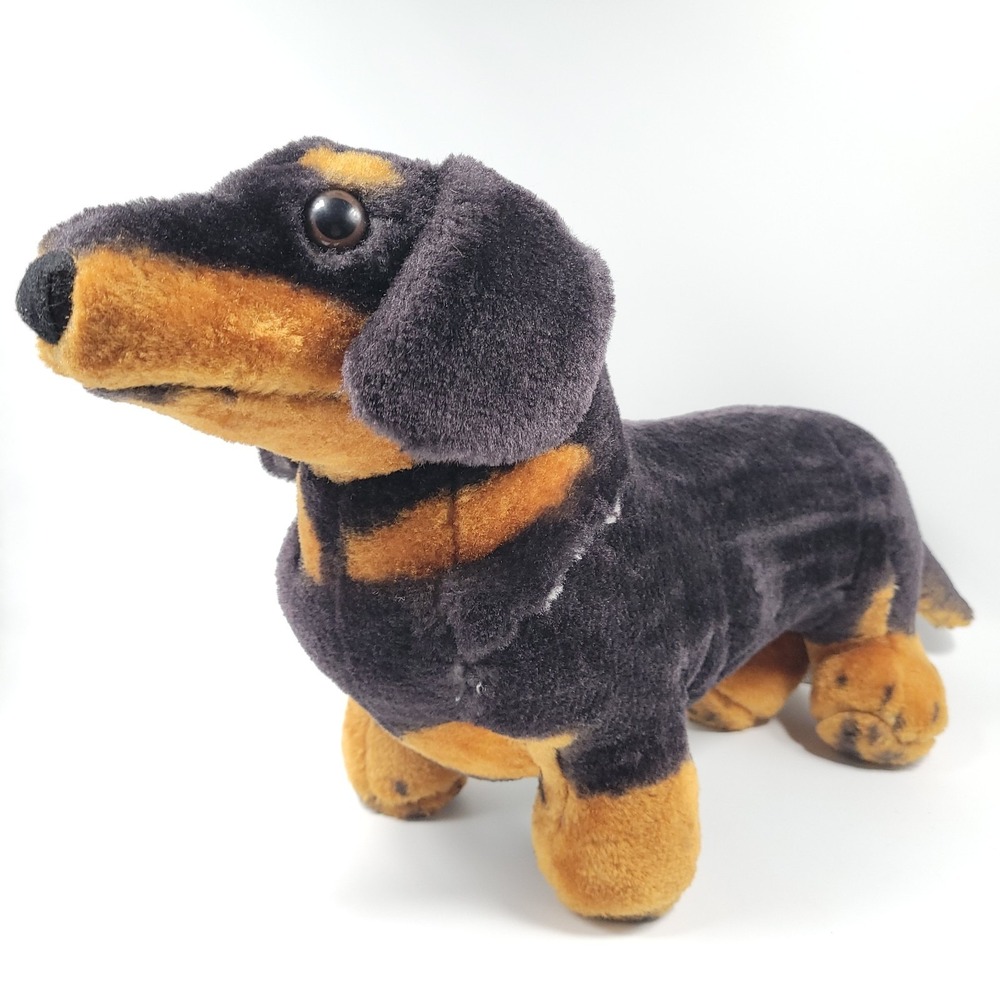 Melissa & Doug Dachshund Weiner Dog 20"‎ Plush Black & Tan Realistic Puppy